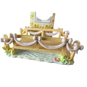 Precious Moments 104024 2002 Summer Vignette Accessory